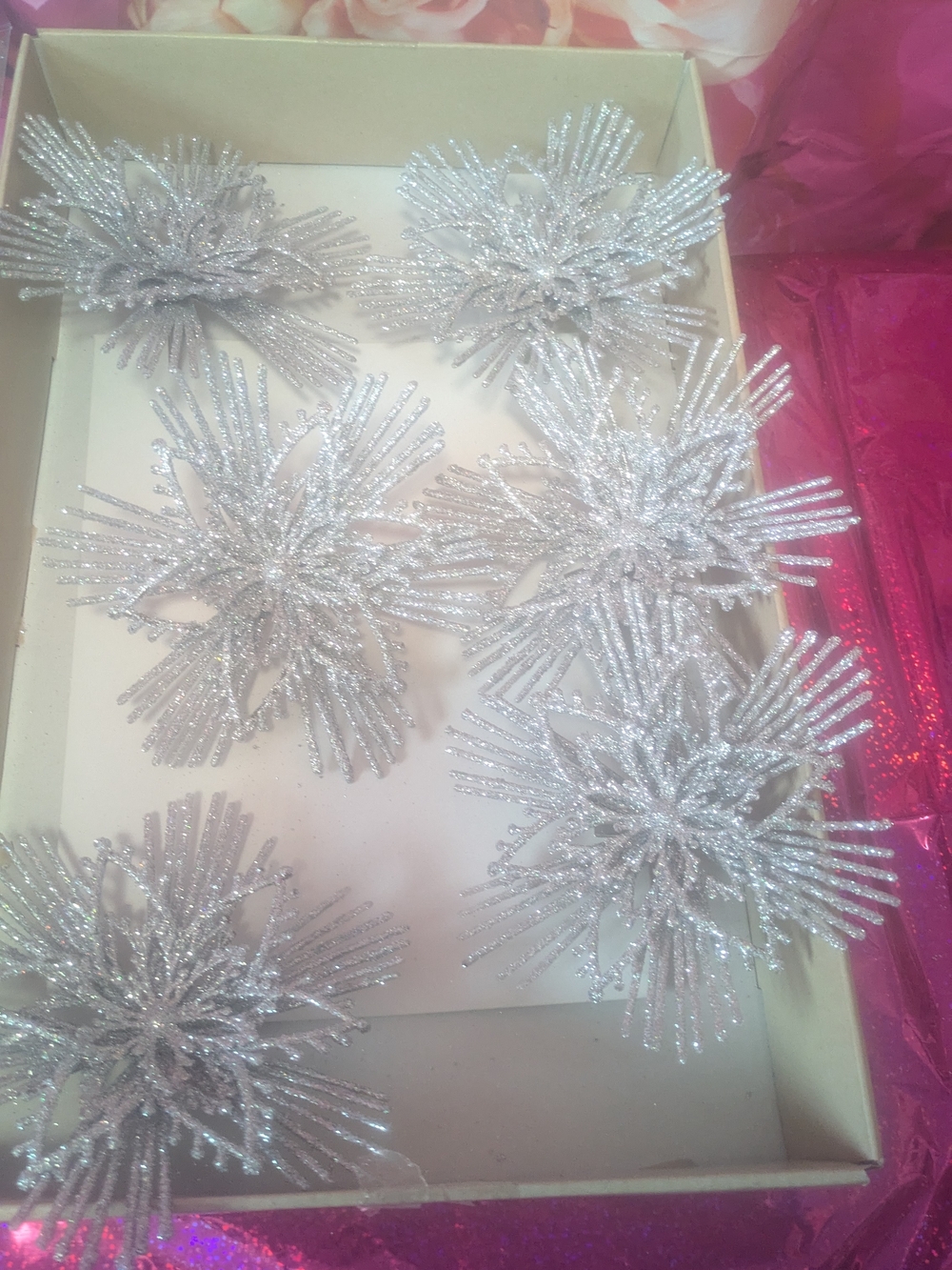 Silver Glitter Floral Clip Set